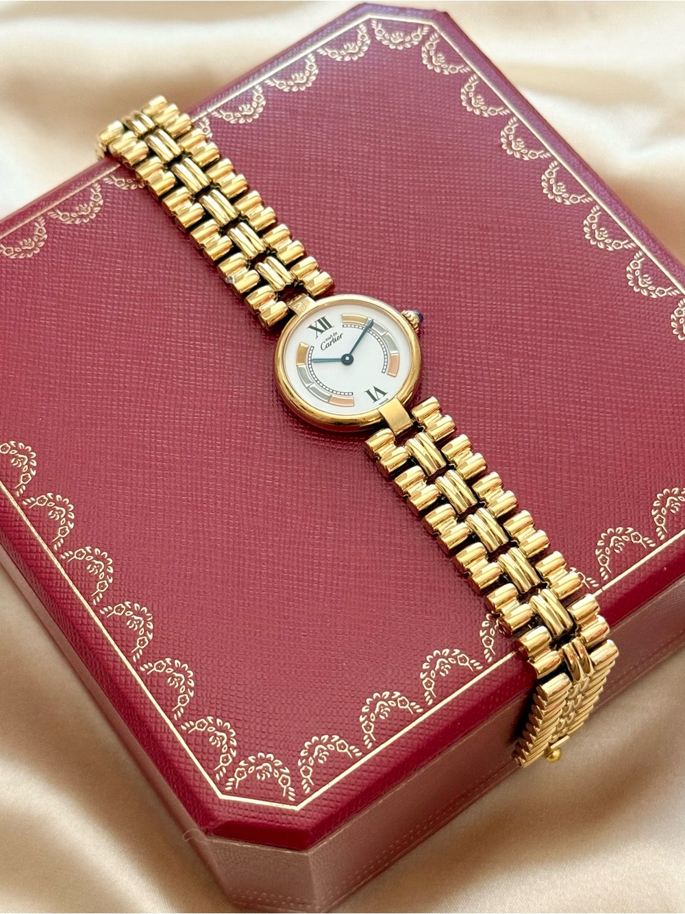 AUTHENTIC RARE VINTAGE CARTIER GOLD WATCH - WITH BOX